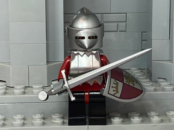Little Armory Custom Knight w/Bascinet! (in Metallic Silver)