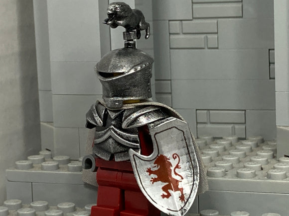 Tournament Knight w/NEW Custom Frogmouth Helm & Lion Figurine!
