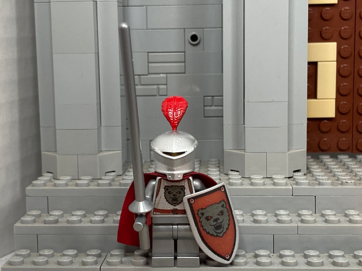 Tournament Knight w/NEW Custom Frogmouth Helm, & Plume – Little Brick ...