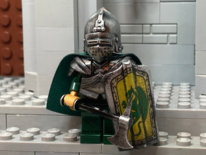 Dragon Knight w/NEW Custom Pavise and Functional Klappvisor!