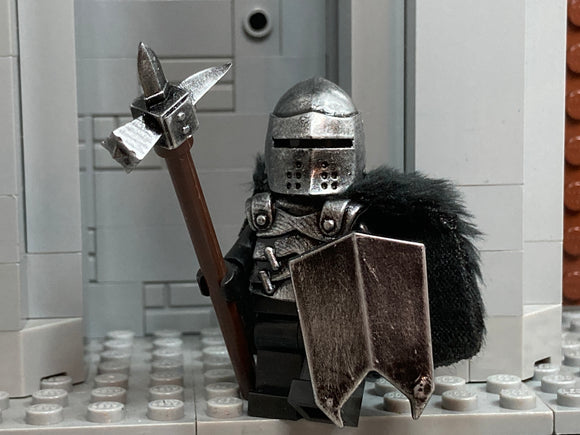 Dark Warlord w/Custom Helm + WarHammer! (In Oxidized IRON)