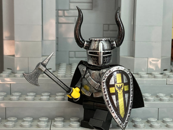 Teutonic Knight w/Great Helm, Kite Shield & Axe! (in Oxidized Iron)